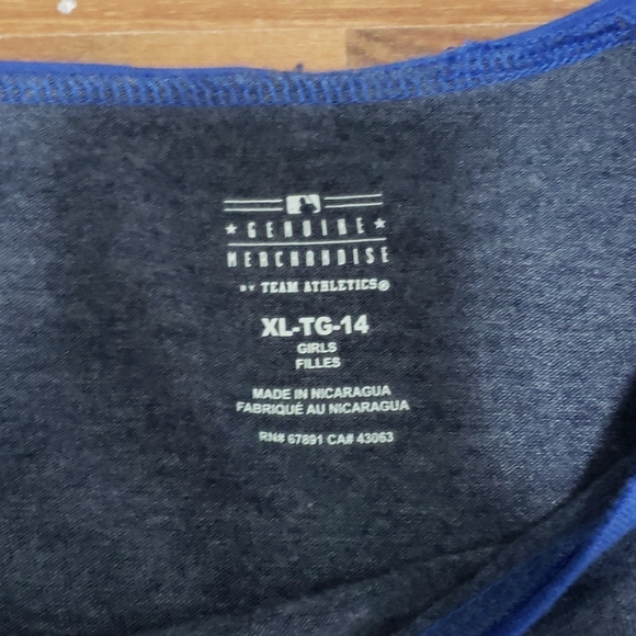 Long sleve shirt - Picture 2 of 2